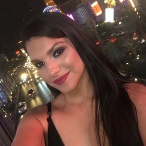 Meet your Posher, Kimkimberly